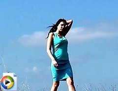 Shameless brunette hoochie peeing on the road