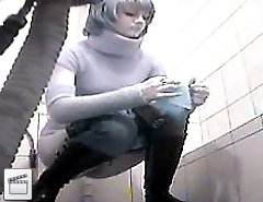 Spy cam planted in ladies' room brings its fruits