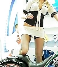 Public fun of the upskirt hot babes