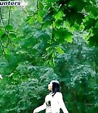 Bootylicious brunette takes a leak in public park