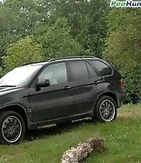 Posh hoochie takes a stop in the woods to piss