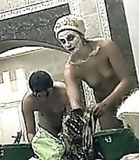 Real voyeur vids from ladies' sauna full of babes