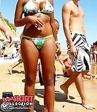 Girls in bikinis hot show on my cam