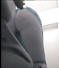 Oldie with ballooned asshole pees in spycammed loo