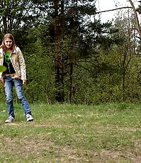 Voyeur busts a gorgeous cute teen girl peeing