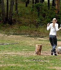 Girl goes to the woods to piss and smoke a cig