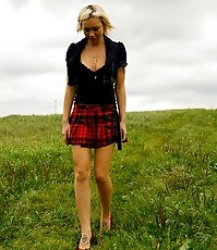 Freshie with amazing body filmed tinkling outdoors