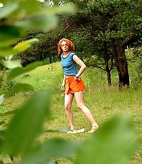 Chick takes off all her clothes to take a leak