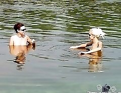 Nakeg chicks rt the nude beach