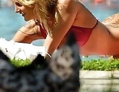 Beach voyeur gallery of hot bikinis