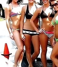 Girls in bikinis hot show on my cam