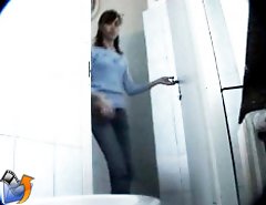 Spying after hot chicks in univercity toilet