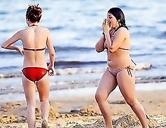 Amateur bikini asses on closeups