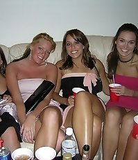 None of the gals noticed our hunter spy up skirt