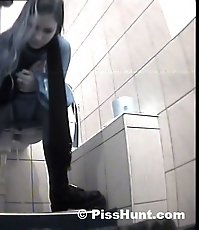Yummy gushing pussies shot on toilet spy cam