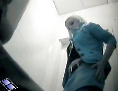 Unsuspecting young babes spycammed while peeing